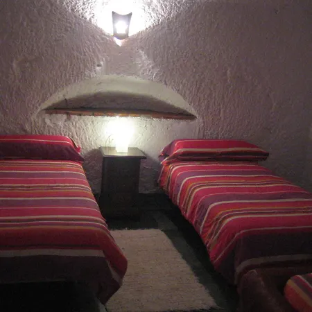 Casa Cueva Lopera
