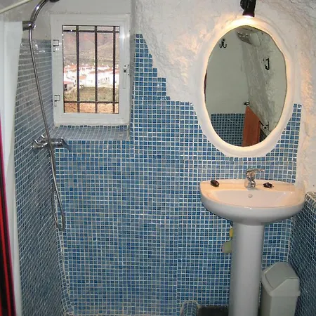 Casa Cueva Lopera *
