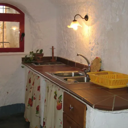 Casa Cueva Lopera