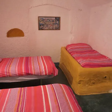 Casa Cueva Lopera * Graena